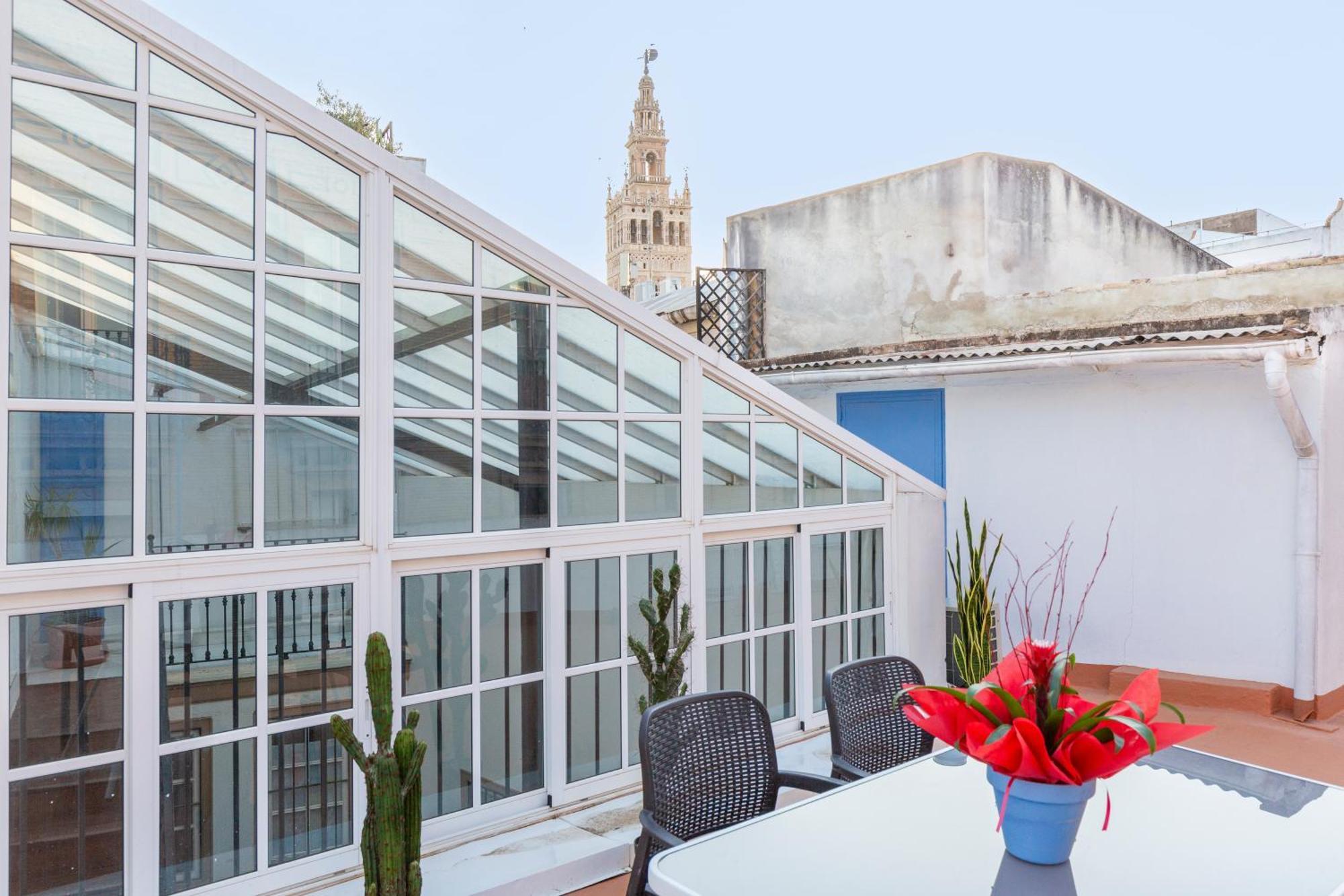 Descubrehome Santa Cruz Private Terrace With Giralda Views Seville Luaran gambar